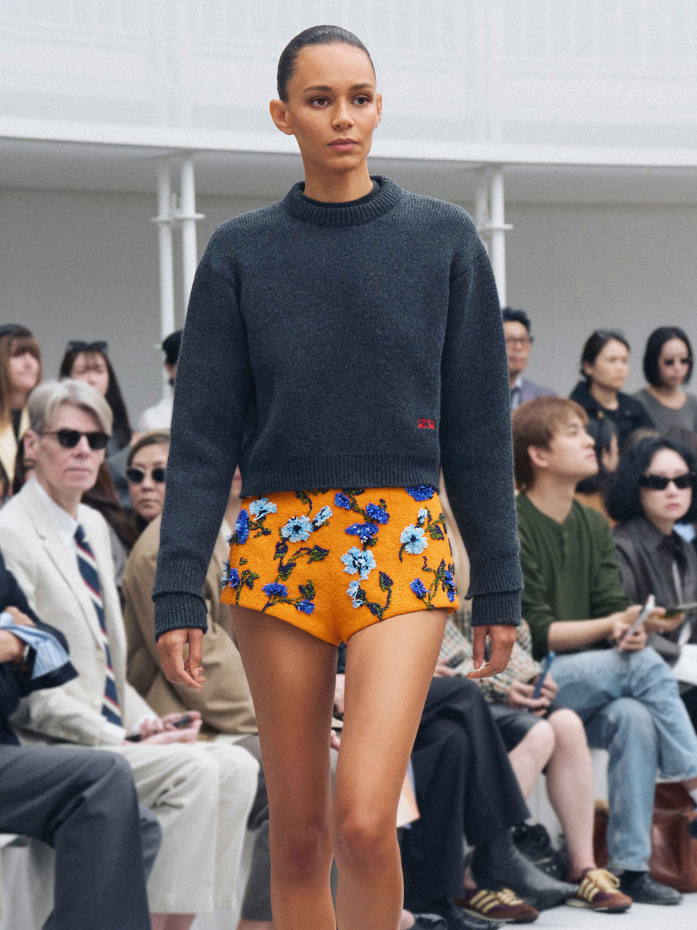 ロエベ公式オンラインストア｜LOEWE - ロエベ 日本 公式サイト